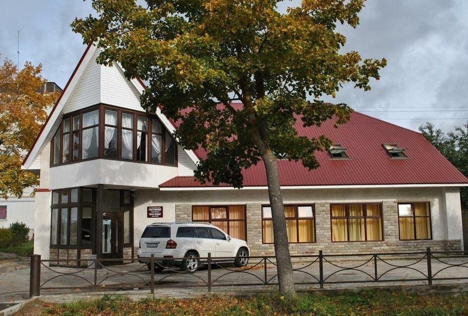 Гостевой дом Тихий дворик Ивангород